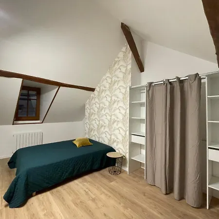 Appartement Duplex Au Coeur Du Triangle D'or